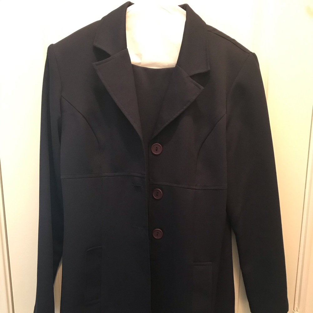 Business dress worn a few times, like new